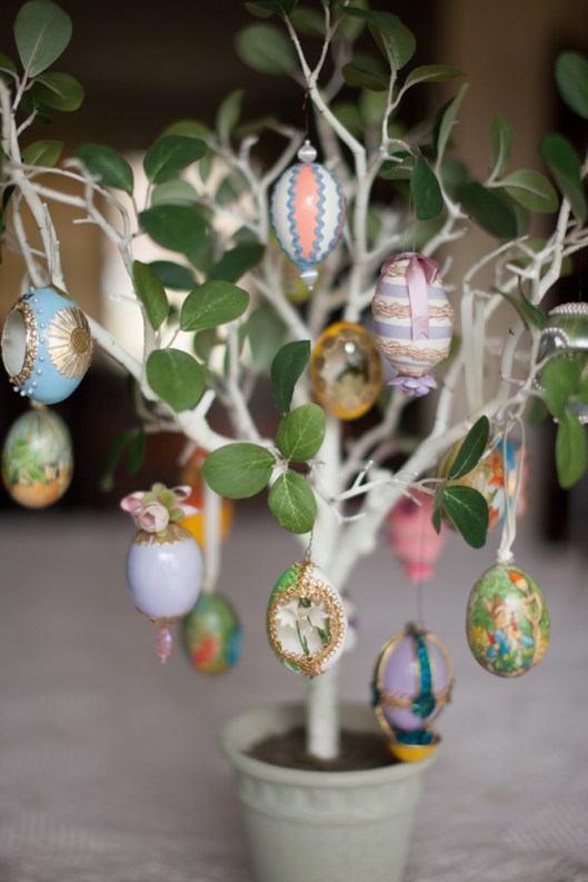 20 1968 Egg Tree 3
