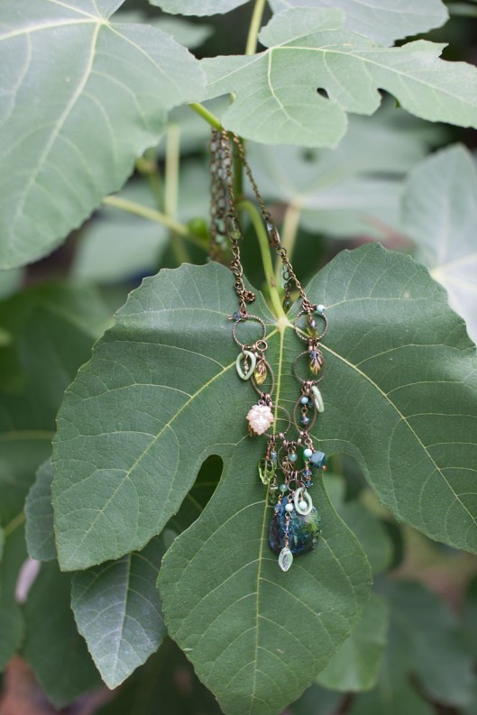 Leaf and Stone Necklace