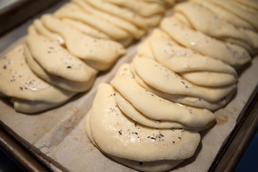 BFN 1 Butterflake Herb Rolls-10