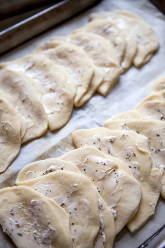 BFN 1 Butterflake Herb Rolls-9