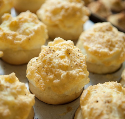 14 Meringue Breakfast Buns