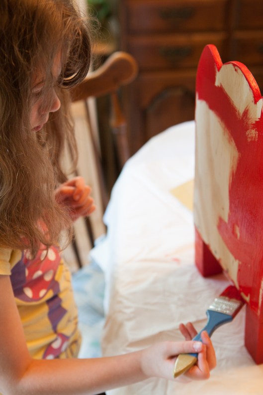 We finally used up the two old bottles of acrylic paint. That was the very last of the red paint!