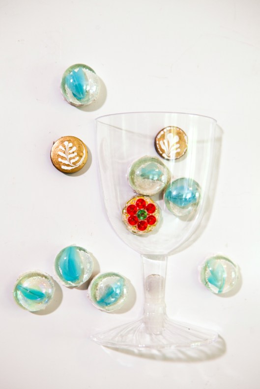 Plastic wine glass Water Counter on my refrigerator with water, juice/wine and Latte Magnets. Today it's one glass of juice, one cup of coffee and two glasses of water... need more water 