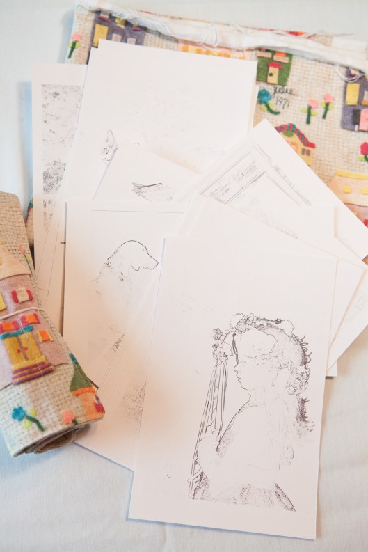 Pencil roll with special coloring pages