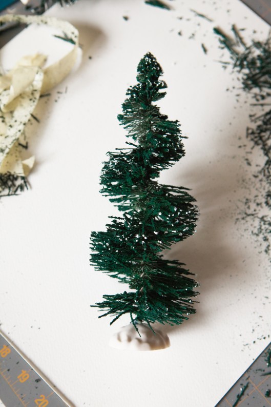 11 Pearl Bottle Brush Topiary